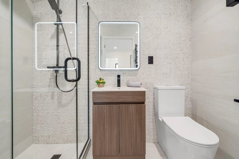 Photo of property in 2/127 Ridge Road, Howick, Auckland, 2014
