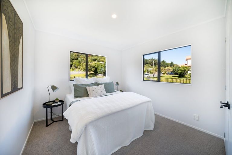 Photo of property in 2 Cromarty Place, Papakowhai, Porirua, 5024