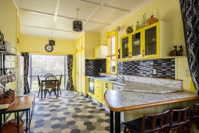 Photo of property in 57 Record Street, Fitzroy, New Plymouth, 4312