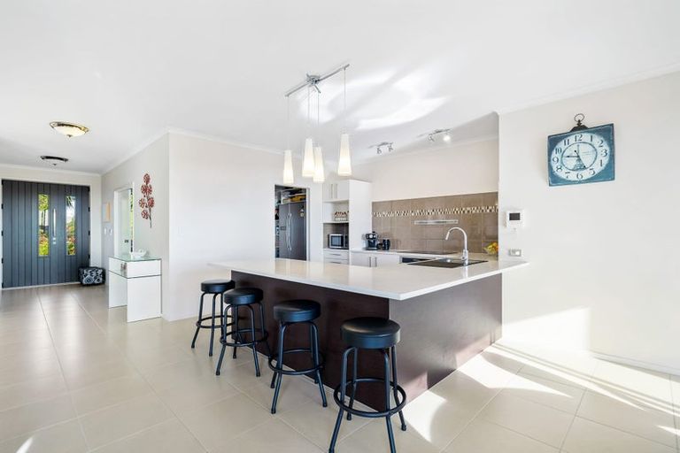 Photo of property in 19b Kowhai Road, Wainui, Silverdale, 0992