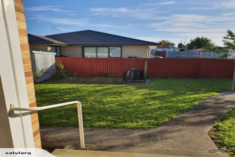 Photo of property in 2 Sherwood Place, Levin, 5510