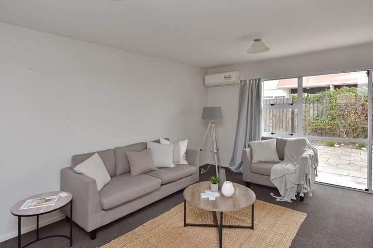 Photo of property in 5/27a Packe Street, Edgeware, Christchurch, 8013