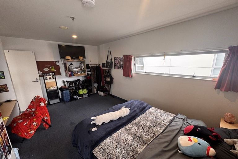 Photo of property in Hanson House, 10/27 Hanson Street, Mount Cook, Wellington, 6021