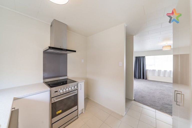 Photo of property in 293a Wellington Road, Wainuiomata, Lower Hutt, 5014