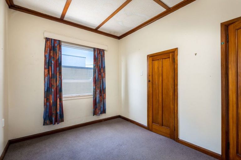 Photo of property in 26 Breakwater Road, Moturoa, New Plymouth, 4310