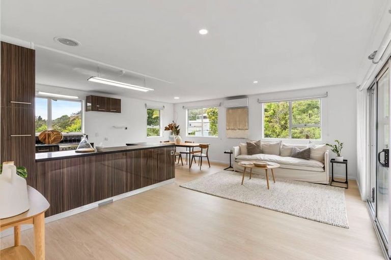 Photo of property in 20b Coronation Street, Belmont, Auckland, 0622