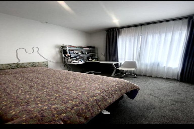 Photo of property in 15 Arawaru Avenue, Wainui, Silverdale, 0992