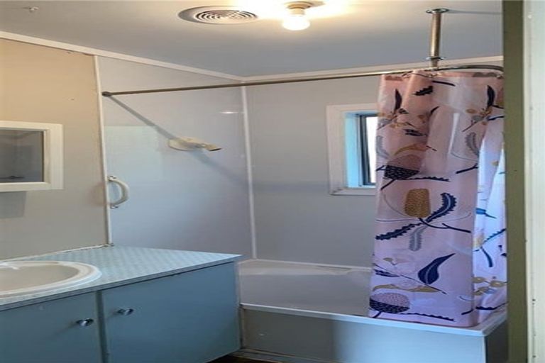 Photo of property in 11b De Havilland Place, Onerahi, Whangarei, 0110