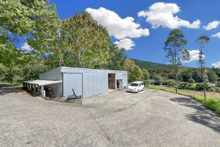 Photo of property in 960 Whangaripo Valley Road, Whangaripo, Wellsford, 0972