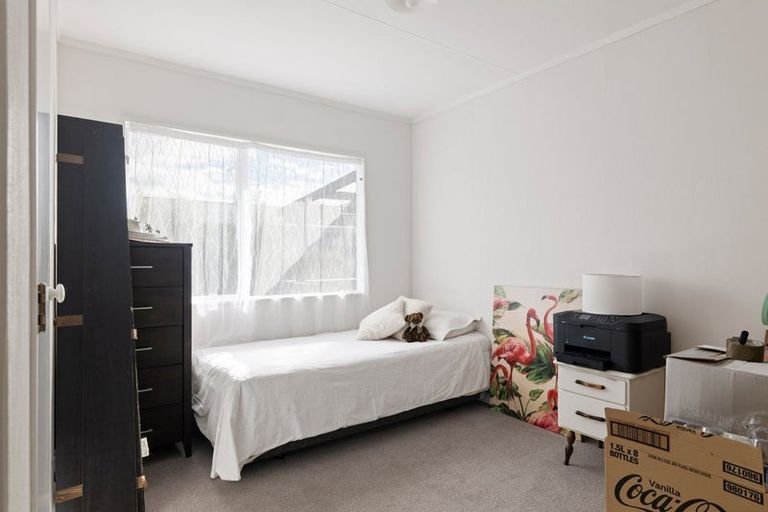 Photo of property in 2/16 Parkers Road, Tahunanui, Nelson, 7011