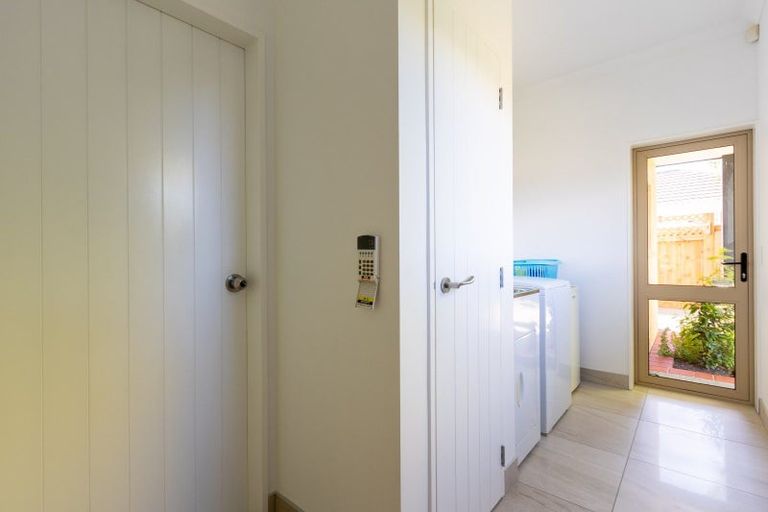 Photo of property in 66 The Drive, Paraparaumu Beach, Paraparaumu, 5032