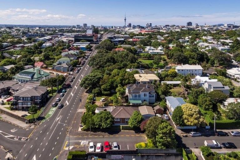 Photo of property in 176 Dominion Road, Mount Eden, Auckland, 1024