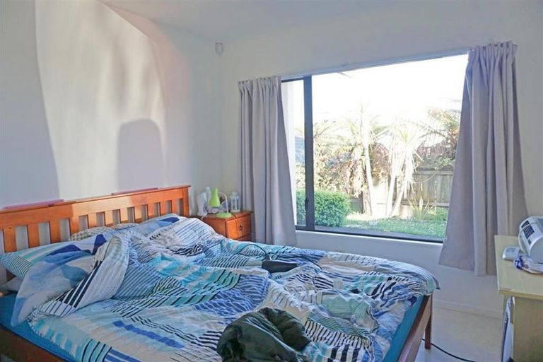 Photo of property in 43 Rathmar Drive, Manurewa, Auckland, 2105