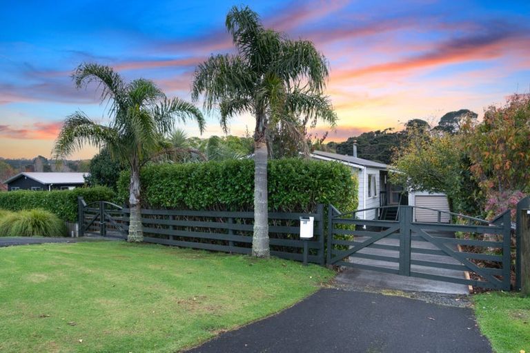 Photo of property in 27 Bethells Road, Waitakere, Auckland, 0816