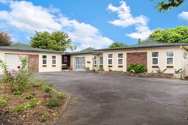 Photo of property in 14 Magnolia Avenue, Opaheke, Papakura, 2113