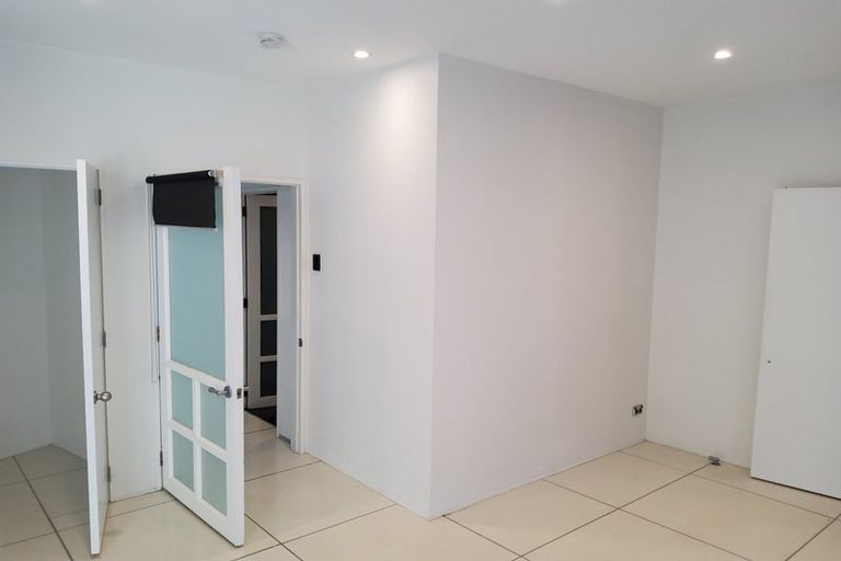 Photo of property in 11 Robieson Street, Roseneath, Wellington, 6011