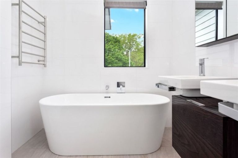 Photo of property in 109 Deans Avenue, Riccarton, Christchurch, 8011