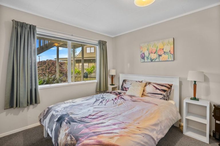 Photo of property in 2 Banks Street, Cooks Beach, Whitianga, 3591