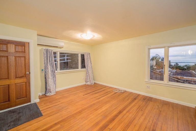 Photo of property in 61 Mount Pleasant Road, Mount Pleasant, Christchurch, 8081