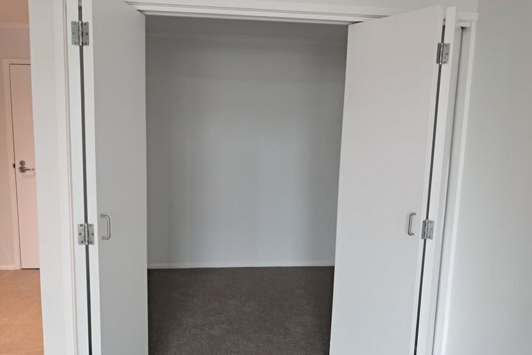 Photo of property in 2e/30 Westward Ho, Glen Eden, Auckland, 0602