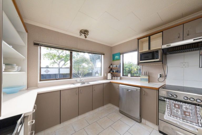 Photo of property in 700a Pioneer Highway, Takaro, Palmerston North, 4412