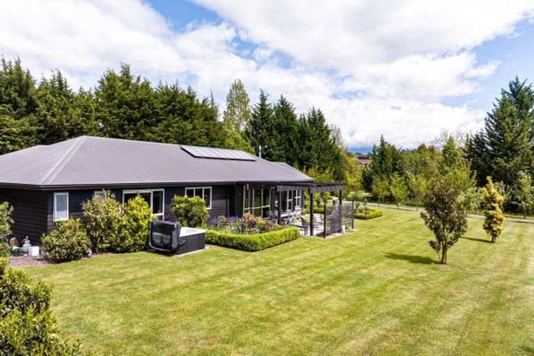 Photo of property in 17 Baldwin Road, Tasman, Upper Moutere, 7173