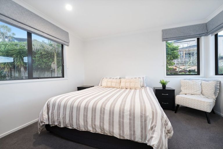 Photo of property in 10 Finsbury Place, Henderson, Auckland, 0612