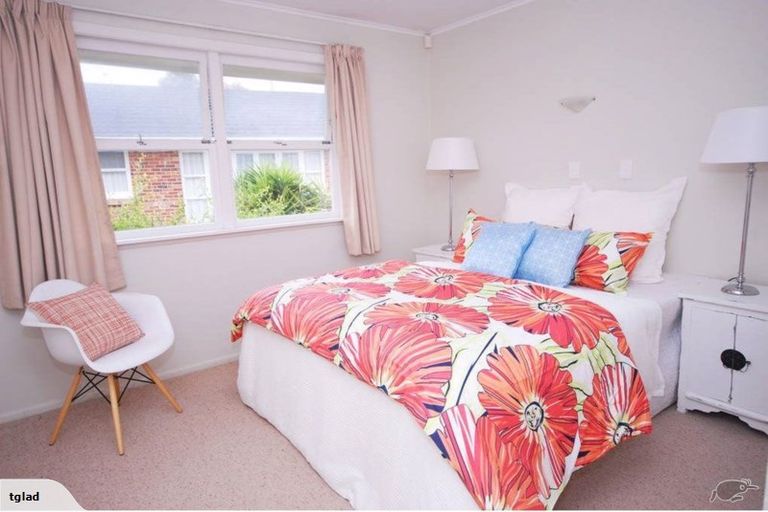 Photo of property in 1/2 Saltburn Road, Milford, Auckland, 0620