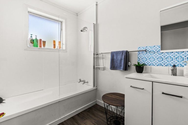 Photo of property in 83a Hillary Crescent, Maraenui, Napier, 4110