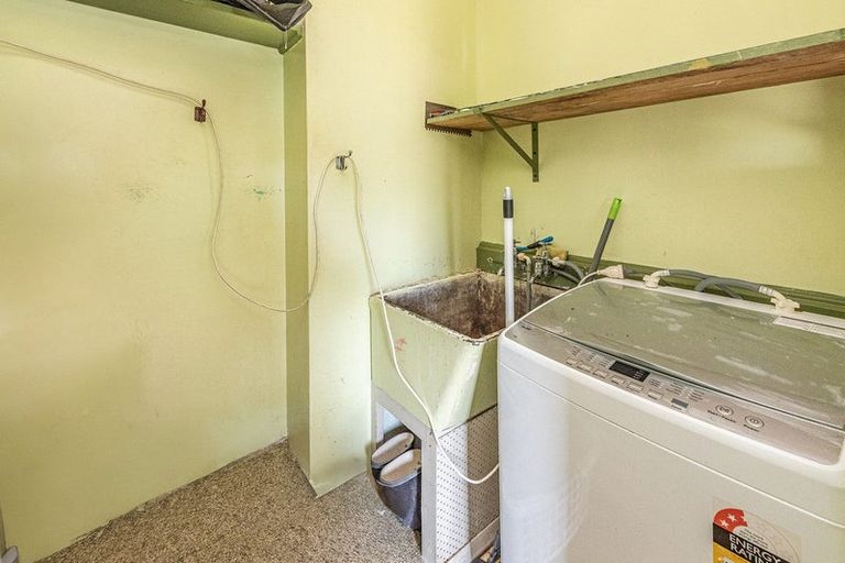 Photo of property in 4 Tongariro Street, Castlecliff, Whanganui, 4501