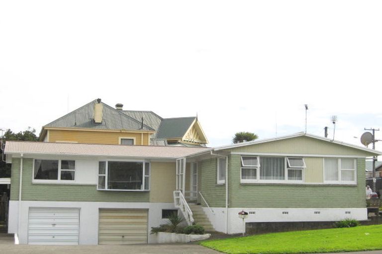 Photo of property in 27 Northgate, Strandon, New Plymouth, 4312