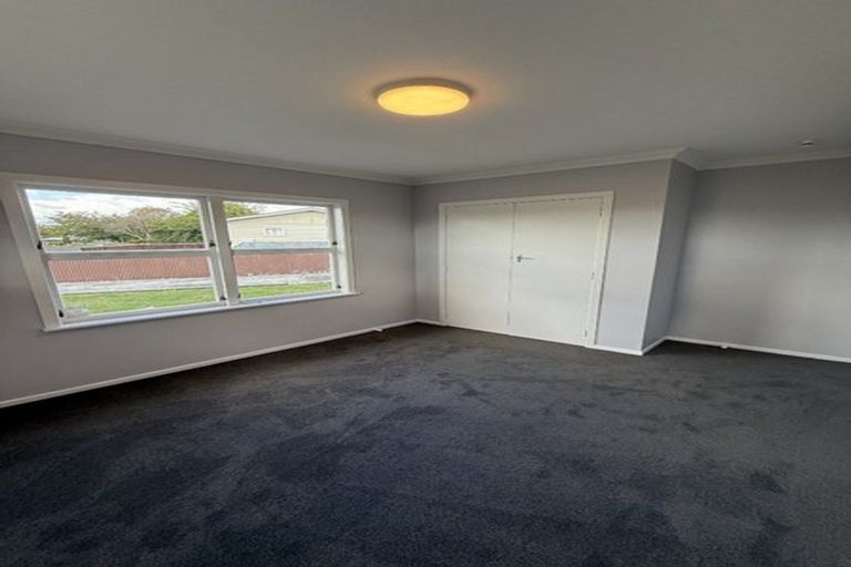 Photo of property in 10 Ross Street, Levin, 5510