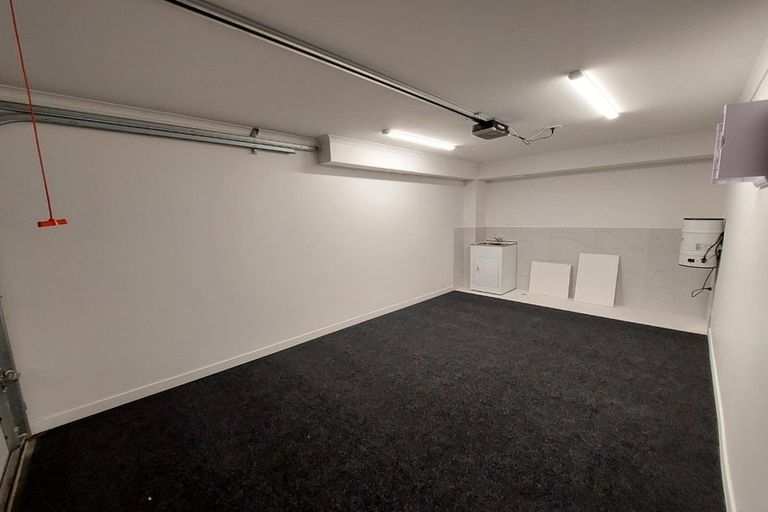 Photo of property in 7/11 Celeste Place, Totara Vale, Auckland, 0627