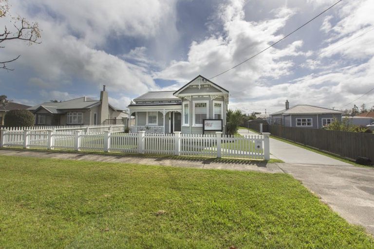 Photo of property in 176 Victoria Street, Dargaville, 0310