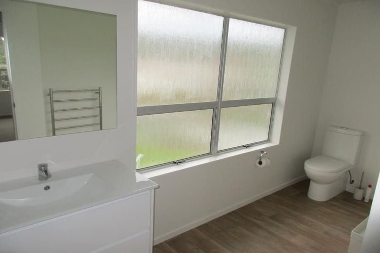 Photo of property in 86 Rimu Road, Raumati Beach, Paraparaumu, 5032