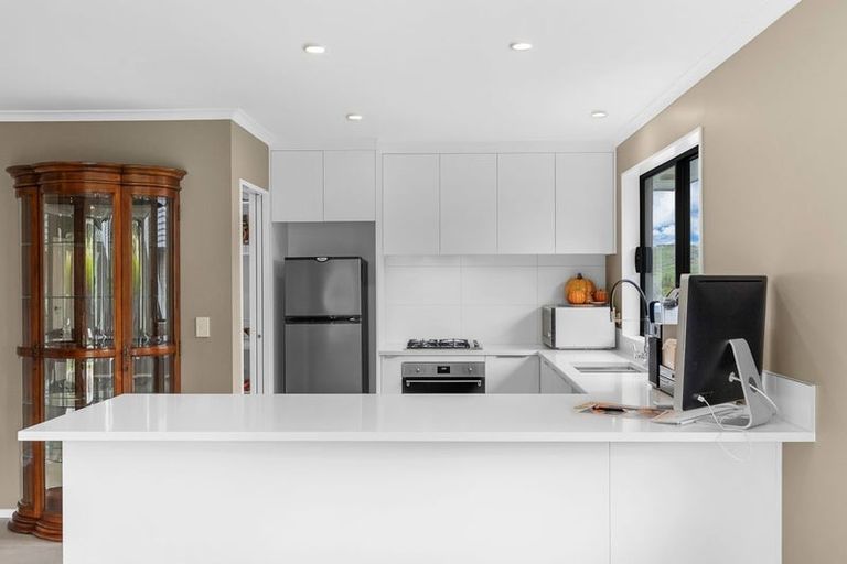 Photo of property in 135 Harriet Johnston Drive, Pokeno, 2402