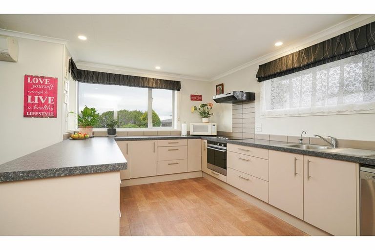 Photo of property in 49 Orwell Crescent, Newfield, Invercargill, 9812