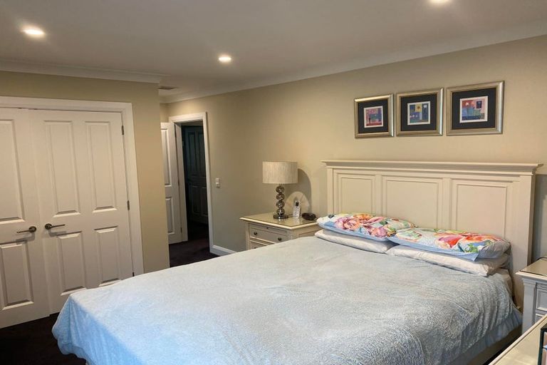 Photo of property in 2 Blundell Way, Heretaunga, Upper Hutt, 5018