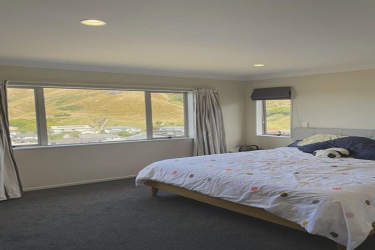 Photo of property in 5 Gifford Grove, Churton Park, Wellington, 6037