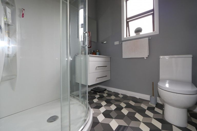 Photo of property in 9 Rutherford Road, Marewa, Napier, 4110