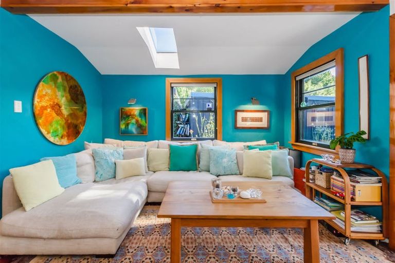 Photo of property in 48 Margaret Road, Raumati Beach, Paraparaumu, 5032