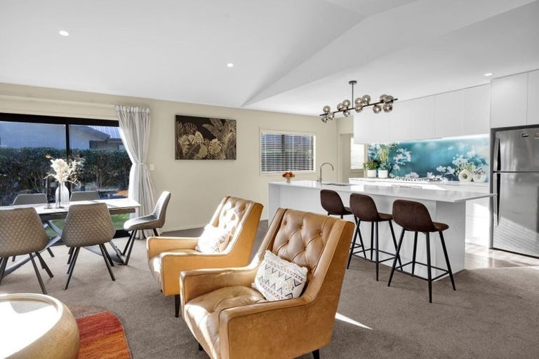 Photo of property in 12 Kotare Drive, Waiwhakaiho, New Plymouth, 4312