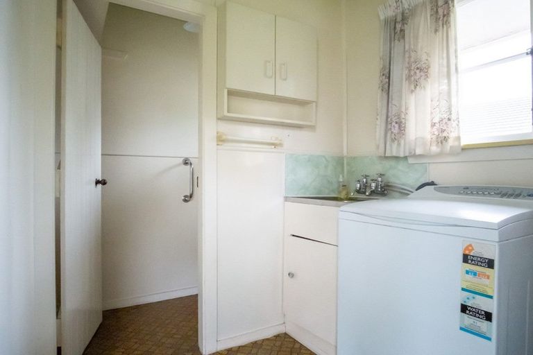 Photo of property in 7 Canberra Place, Redwood, Christchurch, 8051