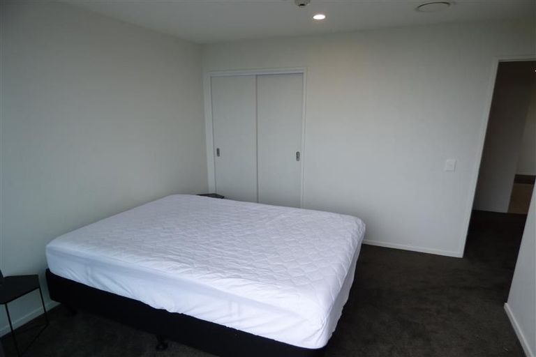Photo of property in 1303/18 Saint Martins Lane, Grafton, Auckland, 1010