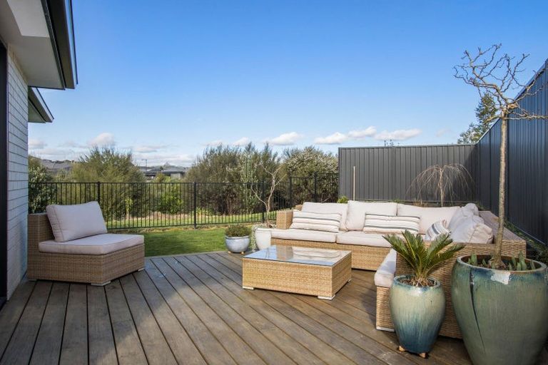 Photo of property in 9 Pioneer Crescent, Omokoroa, 3114