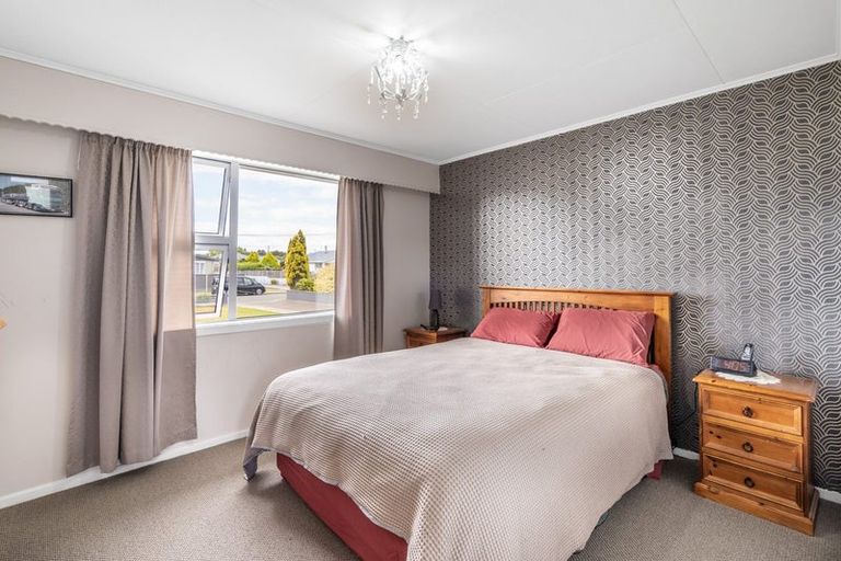 Photo of property in 63 Edinburgh Crescent, Waikiwi, Invercargill, 9810