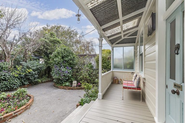 Photo of property in 131 Aro Street, Aro Valley, Wellington, 6021