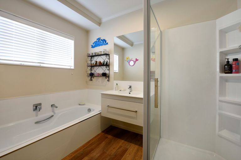 Photo of property in 19 Devenish Place, Atawhai, Nelson, 7010