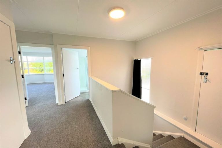 Photo of property in 6 Cossens Street, Balclutha, 9230