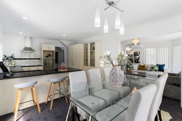 Photo of property in 8 Lowburn Place, Clover Park, Auckland, 2019